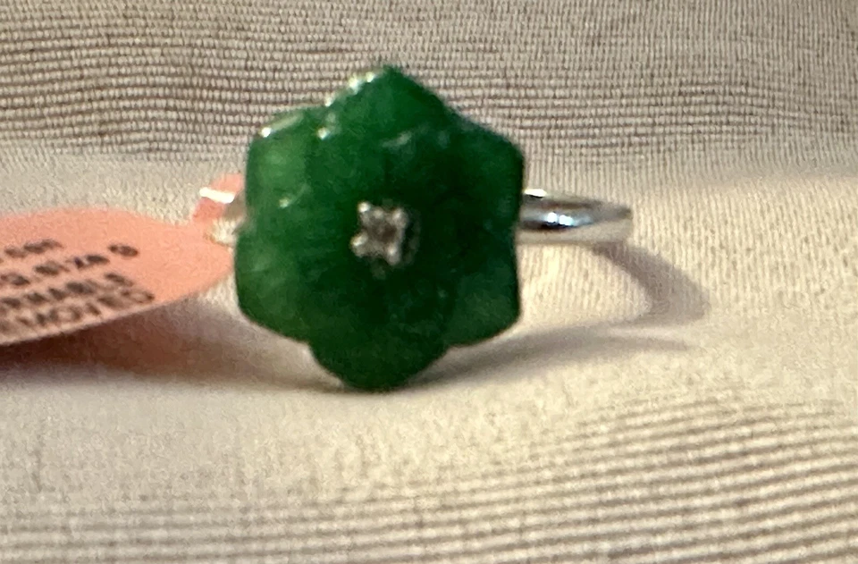 7.54ctw JARDIN COLLECTION Green Jade Carved Flower Ring Rhodium Plated Size 9 - Image 2 of 4