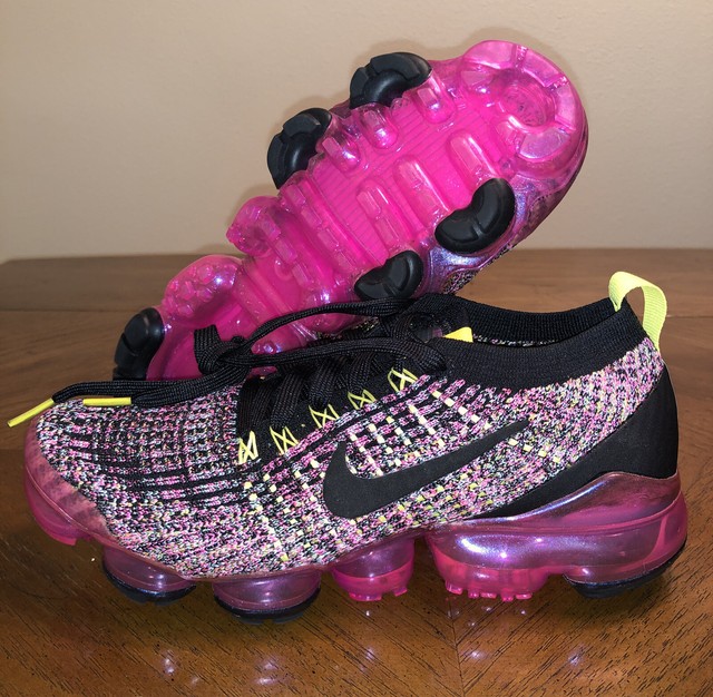 vapormax flyknit 3 pink and black