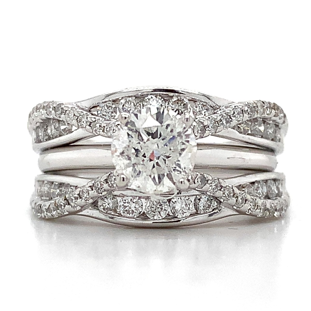 14K White Gold Round Center Diamond Soldered Wedding Set
