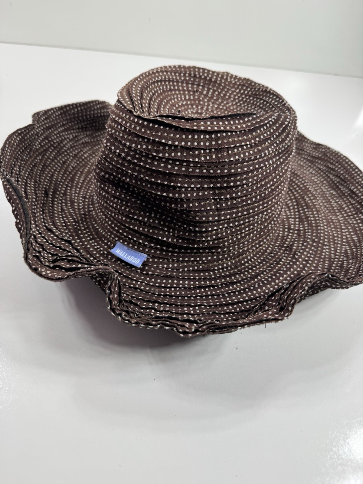 Wallaroo Hat Co Scrunchie Poseable Brim Brown Whi… - image 18