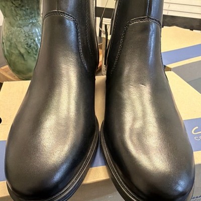 Clarks Black Leather Chelsea Boots Men display picture 3