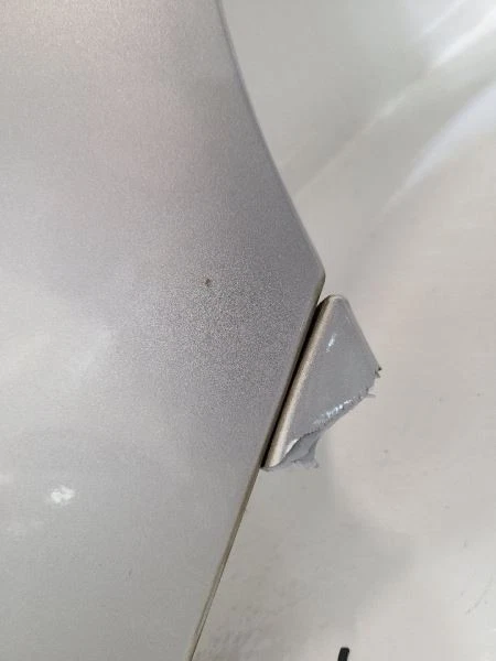 Chevrolet Malibu 2004-2008 guardabarros estilo clásico emblema en parrilla  Foto 4 de 4