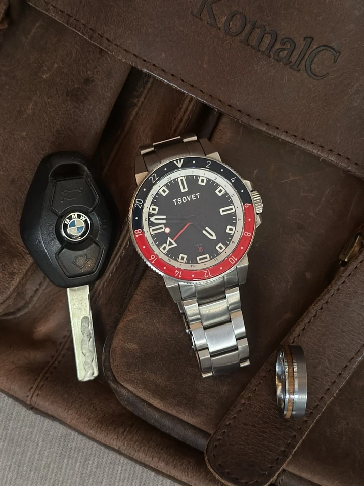 Reloj Tsovet SMT-DW42 GMT Híbrido Cinemático Automático Azul Rojo Edición Limitada Foto 3 de 4