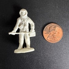 Vintage 1970s Tim Mee Galaxy Laser Space Team Astronaut Plastic Figures