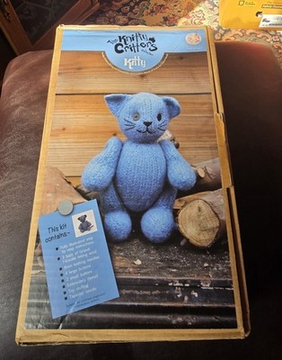 Knitty Critters Strick- und Filzspielzeug-Set Kätzchen, blau stricken - verpackt