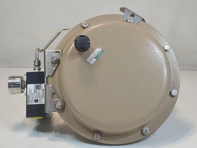 Samson 3277 Pneumatic Actuator with Positioner Switch 3730-3