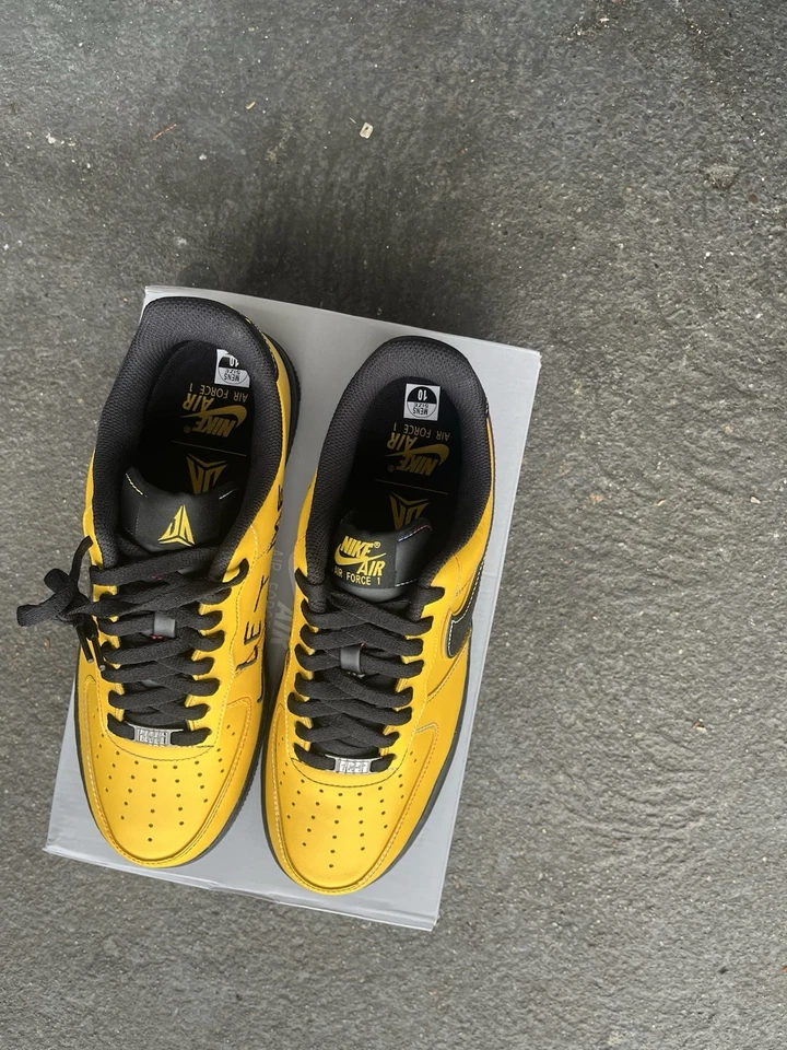 Talla 10 - Reloj de sol bajo Ja Morant x Nike Air Force 1 Foto 2 de 4