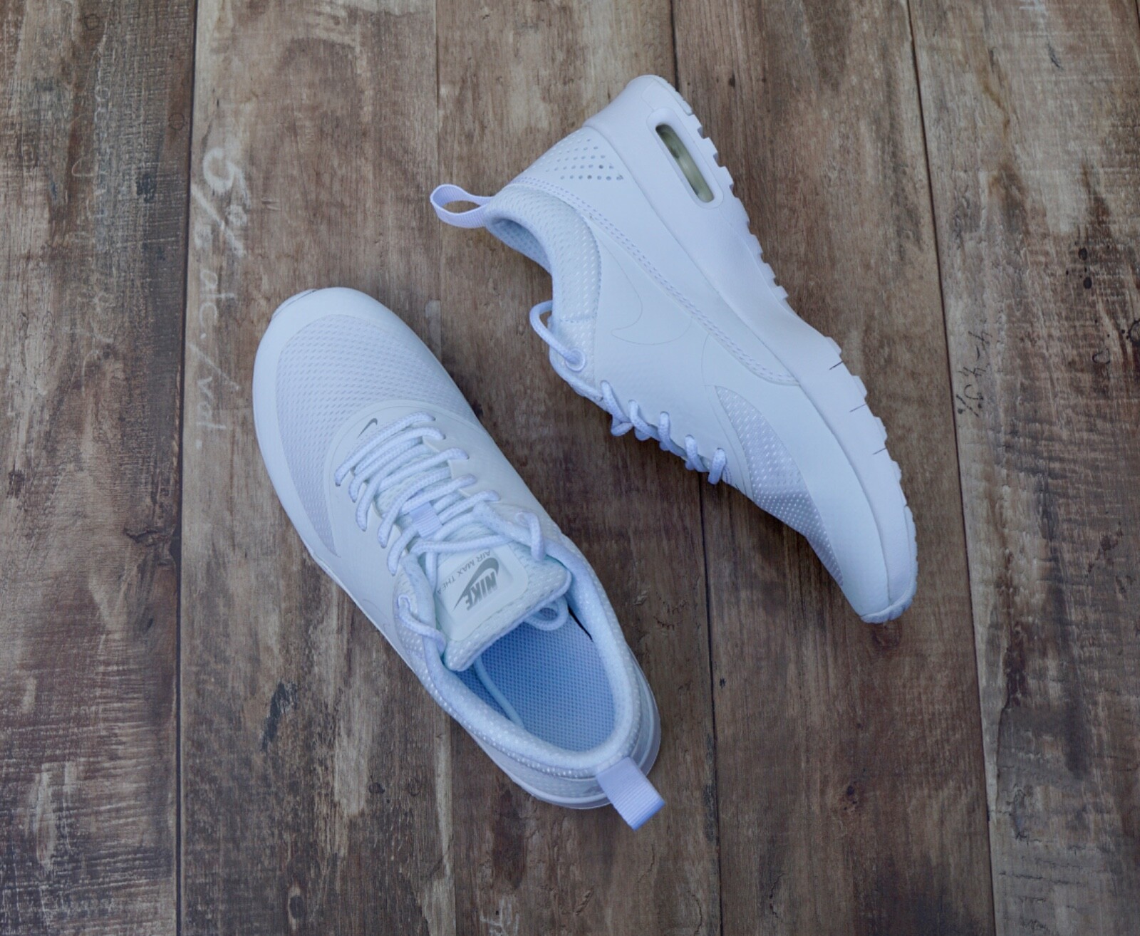 air max thea silver