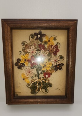 Quilled Art Framed Floral Design By Artist Abbie 1979, Glare On Glass