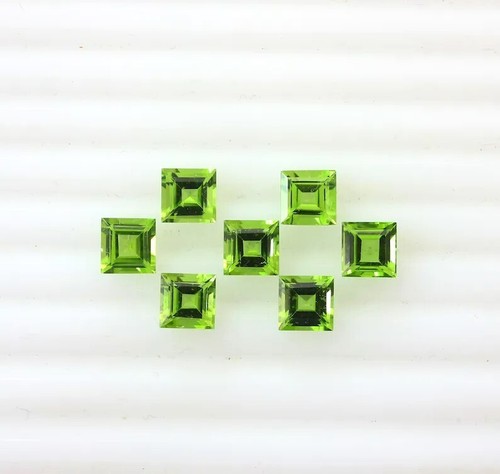 AAA Quality Natural Peridot 5mm Square Shape Faceted Cut Loose Gemstone 50 Pcs - Picture 3 of 5