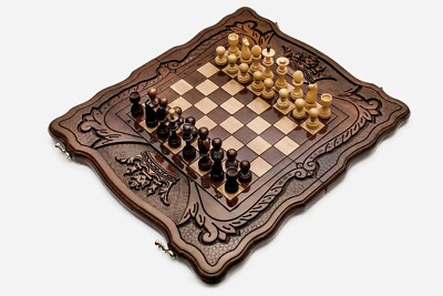 Chess Set with engraved crowns - 3 in 1 chess,backgammon, checkers - High Detail