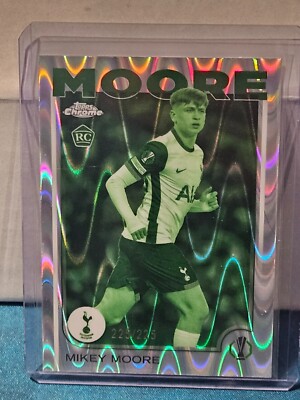 2025 Topps Chrome eufa #199 Mikey Moore night vision raywave
