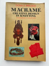 VTG 1971 Macrame Creative Design in Knotting Dona Z Meilach Softcover Acceptable
