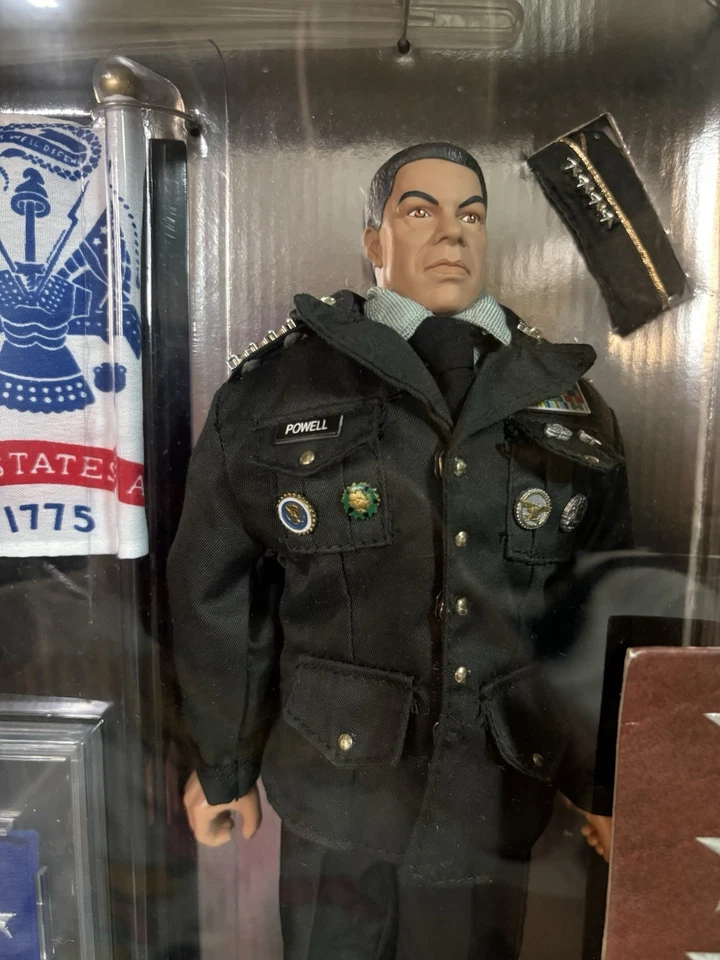 1998 Kenner G.I. Joe Classic Collection 科林·鲍威尔将军 12 英寸人偶 NIOB — 第 4/4 张图片