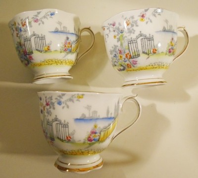 Royal Albert England Rosedale 3 x Bone China Teetassen Goldrand 30er Jahre sehr guter Zustand
