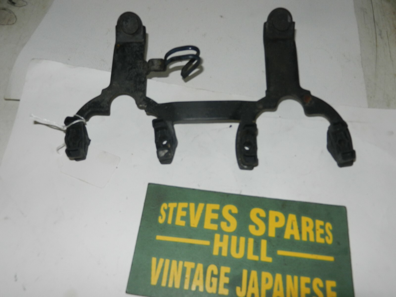 YAMAHA RD125LC MK2,TZR125 CLOCK BRACKET ,1986ON ,PREOWNED .51Y83513