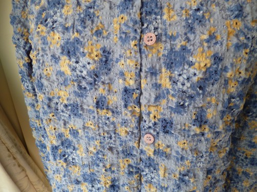 BETTY JACKSON STUDIO SIZE 16 PRETTYBLOUSE 5 BUTTONS 2 SHADES OF BLUE & YELLOW - Picture 3 of 8