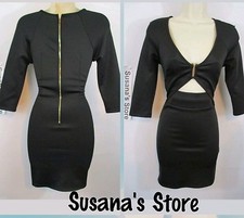 NWT bebe SIZE S HAZEL FRONT KEYHOLE MINI DRESS You've definitely got it going on