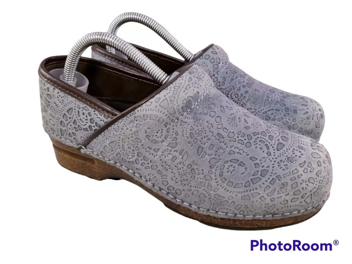 Dansko pro best sale xp stapled
