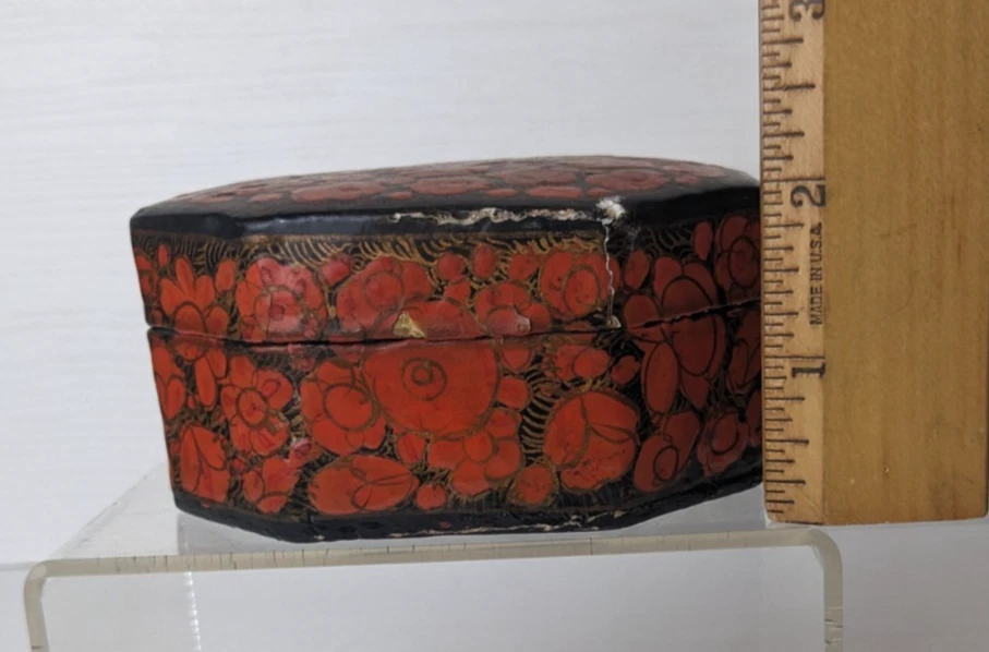 Kashmiri Trinket Box Lacquered Floral Paper Mache Heart Octagon India - Image 3 of 4