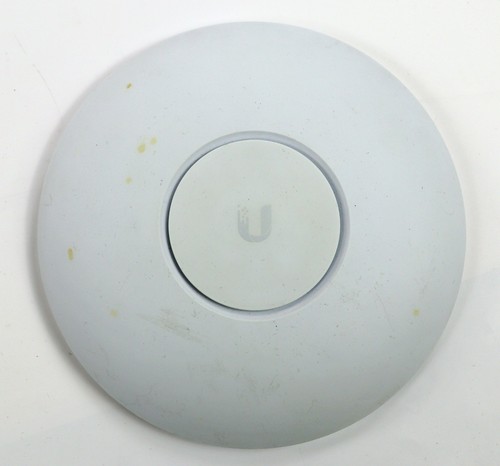 Ubiquiti UAP-AC-PRO 802.11ac Wireless Access Point - Picture 1 of 4