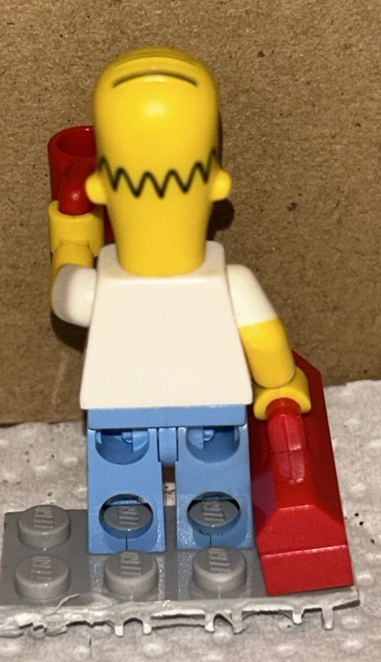 The Simpsons LEGO House Minifigs & Pets Bonus Set W/ Accessories Rare Retired - Image 4 of 4
