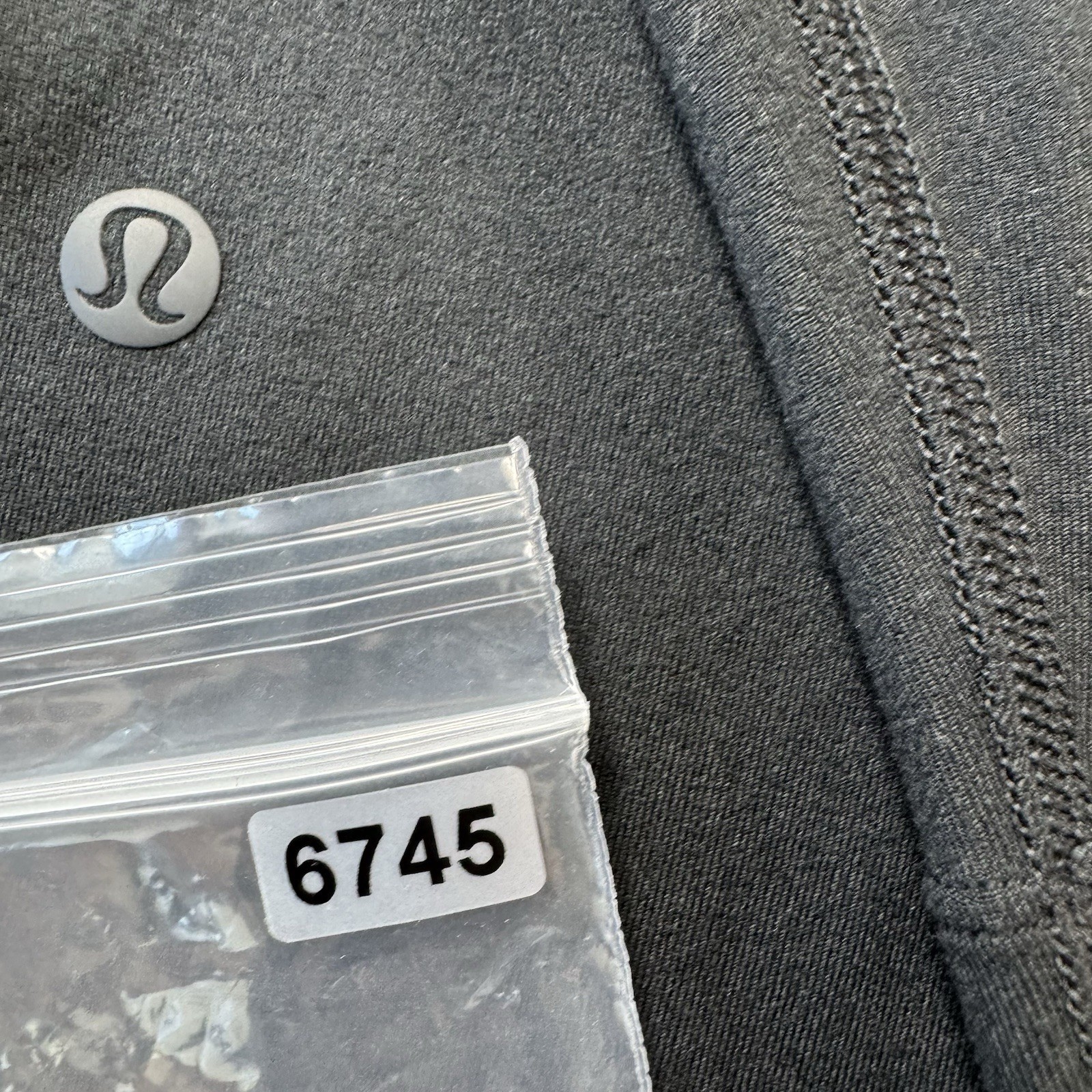 Lululemon Half Zip Solid Black Performance Men’s … - image 4