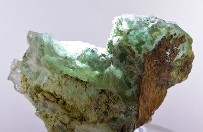 6.9cms GEM CHRYSOCOLLA INSIDE SELENITE CRYSTAL LILY MINE DISCOVERY PERU TB163