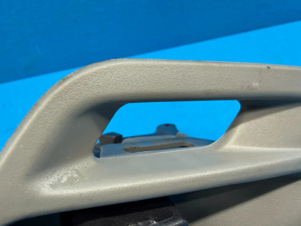 Genuine Dorman 81652 Gray Interior Door Handle For 1999-2004 Jeep Grand Cherokee - Image 4 of 4