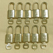 LOUIS VUITTON LV 10 SET PADLOCK KEY CHARM CADENA GOLD-PLATED FRANCE 62PDA259