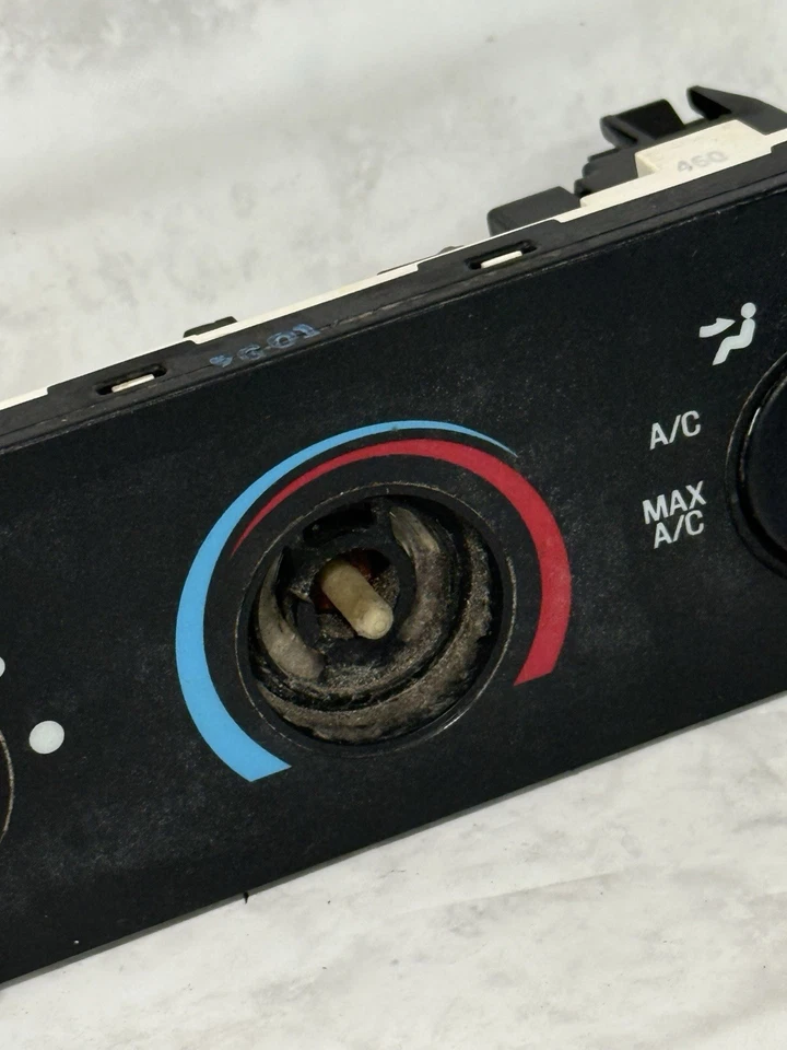 Ford F250 F350 Super Duty 99-04 Heater A/C Temperature Control OEM F81H19E764A Foto 3 de 4
