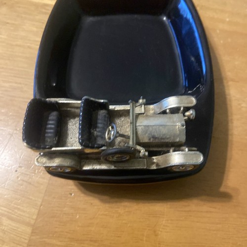Matchbox Yesteryear Giftware Y-15 1907 Rolls Royce Silver Ghost Ceramic Ashtray - Picture 8 of 9