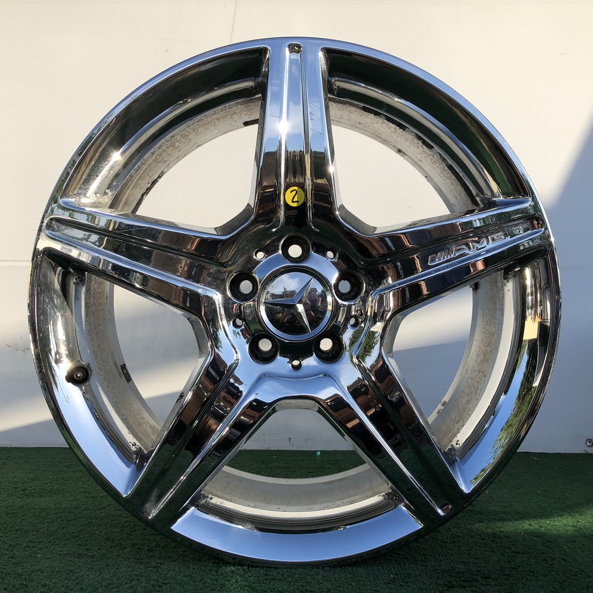 MERCEDES BENZ AMG 19