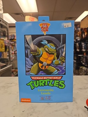 NECA Teenage Mutant Ninja Turtles Leonardo Leads Action Figure