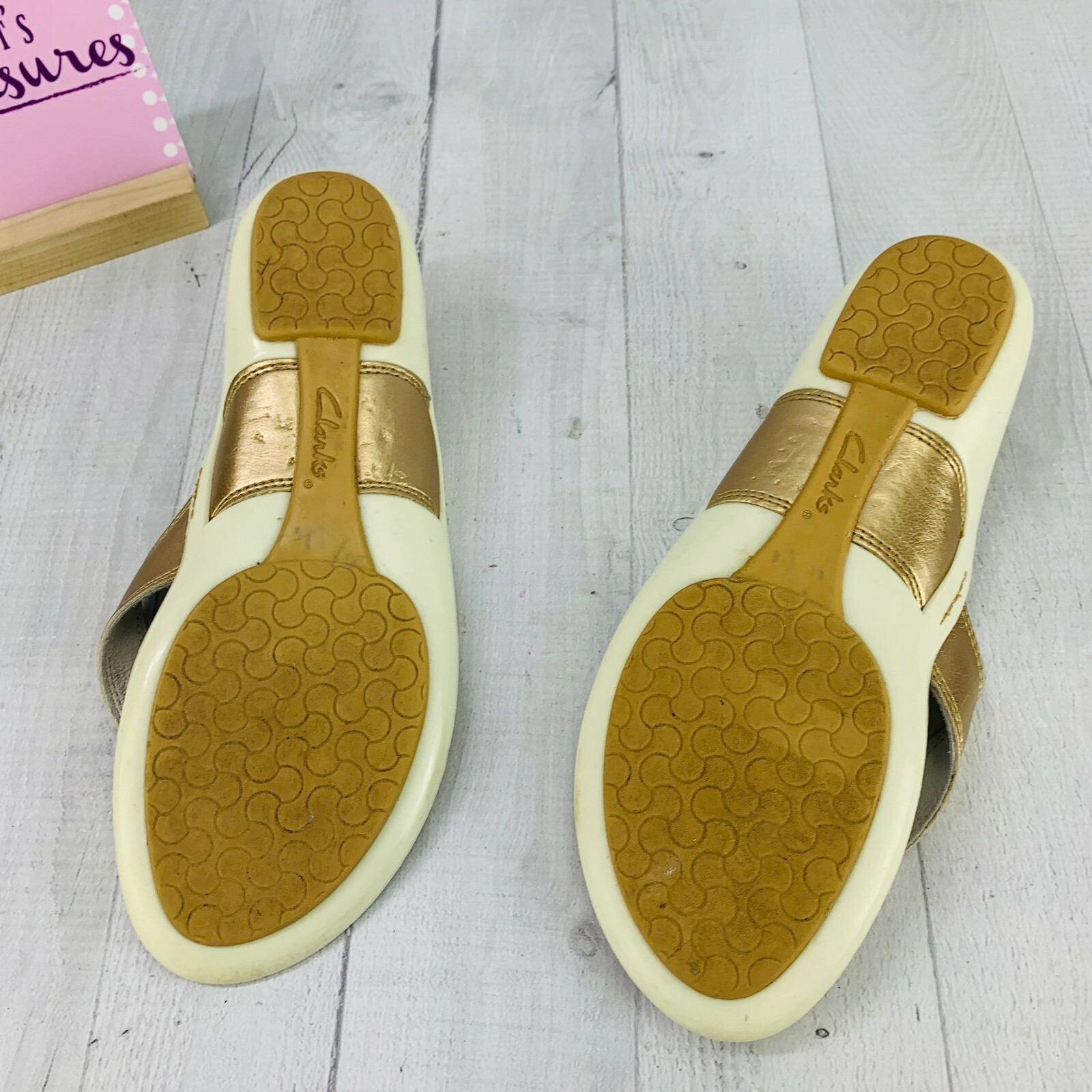 Clarks Artisan Womens Two Tone Gold Cream Cushion… - image 4