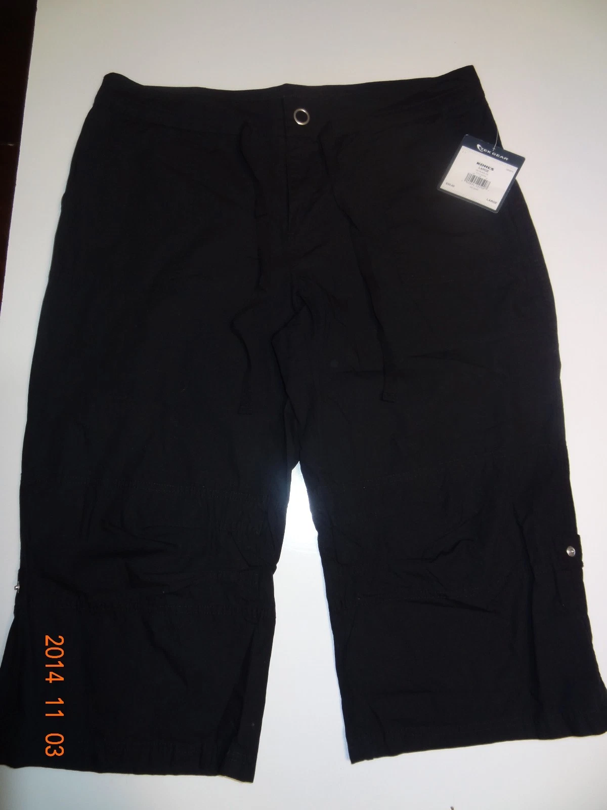 Women black Capri pants size Large. By Tek Gear.