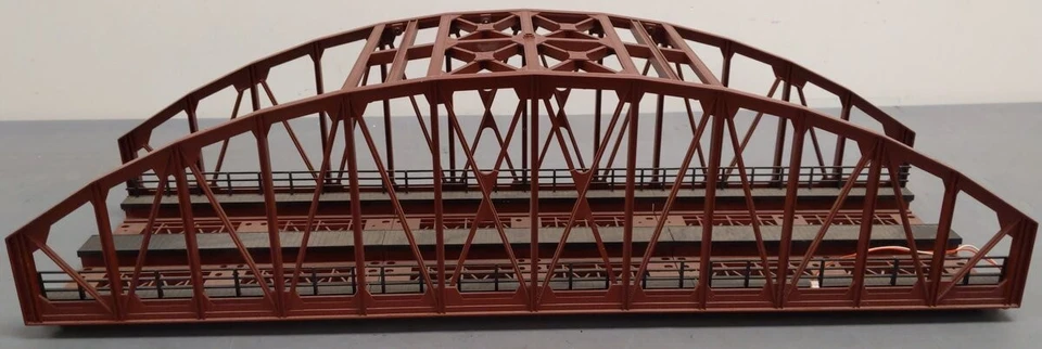 MTH 40-1109 O Gauge 2-Track Steel Arch Bridge EX - Image 3 of 4