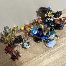 Lot Of 10 Activision Skylander Figures In Good Condition Will Ship in A Box