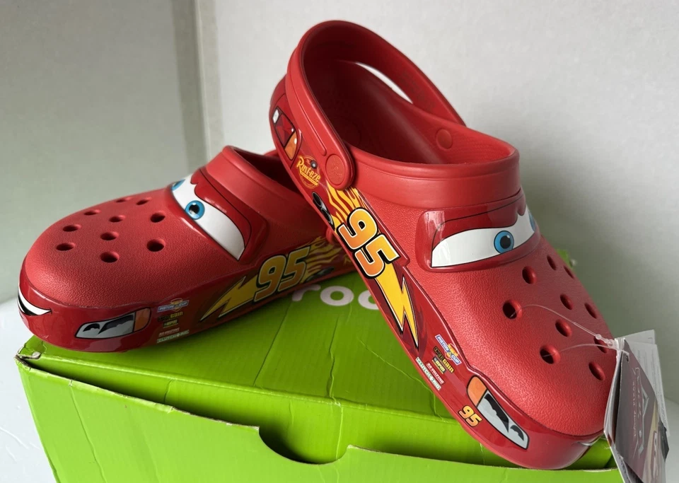 New Box Unisex Lightning McQueen Crocs Lights Red Women Size 7 Men Size 5 - Image 4 of 4