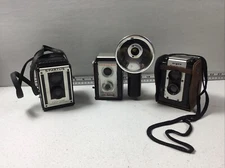 3 Vintage Argus Seventy Five Spartus Full Vue Sunbeam Six Twenty Flash Camera
