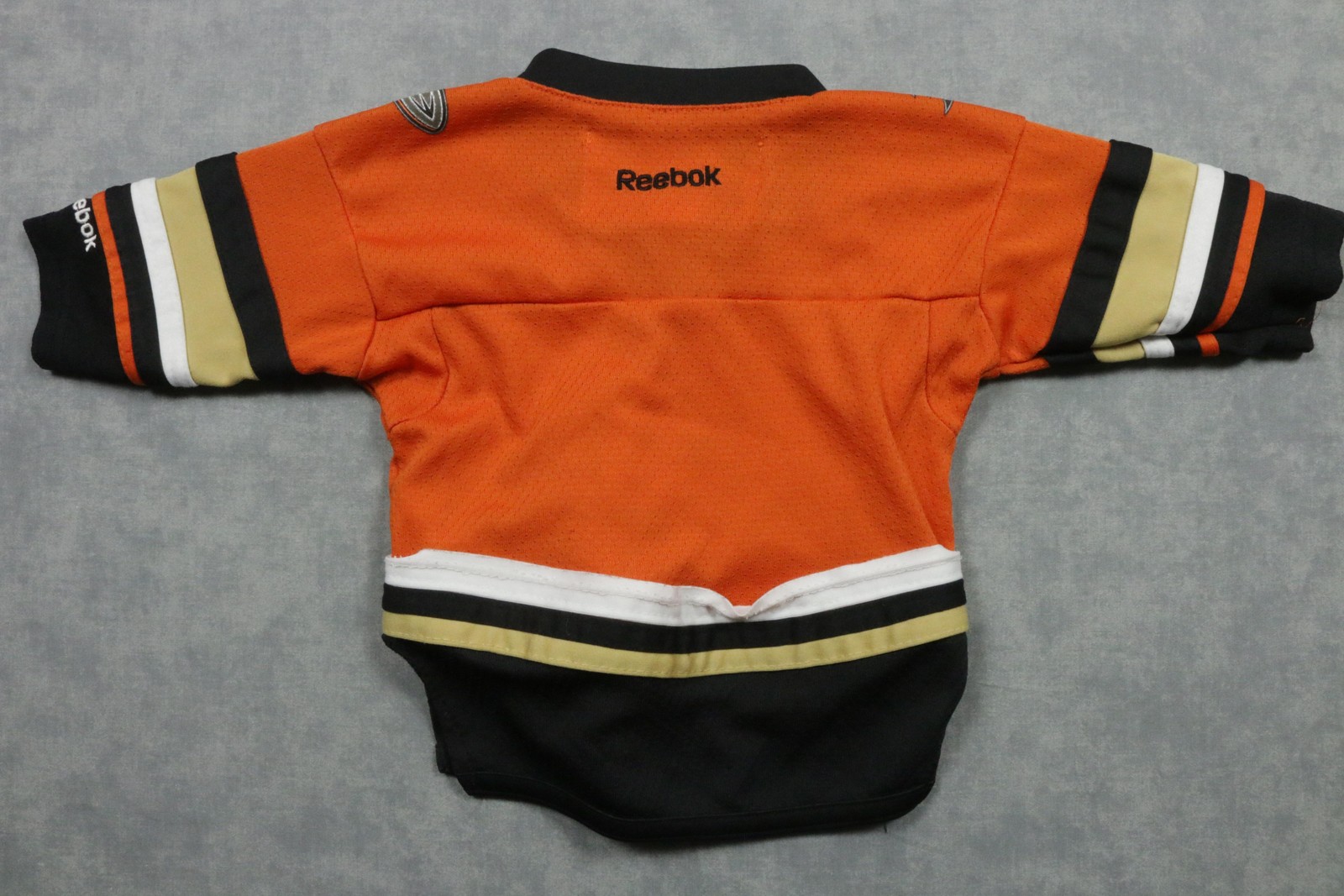 Anaheim Ducks Jersey Infant 18-24 Months Orange NHL Hockey Reebok Mighty Ducks thumbnail 5