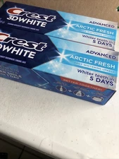 Lot Of 2 crest 3d white toothpaste Advanced Arctic Fresh .2.4 Oz Exp 6/2028