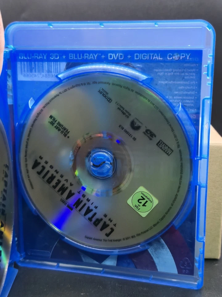Captain America (Schuber, 3D Blu-ray, Blu-ray, DVD) - Bild 4 von 4
