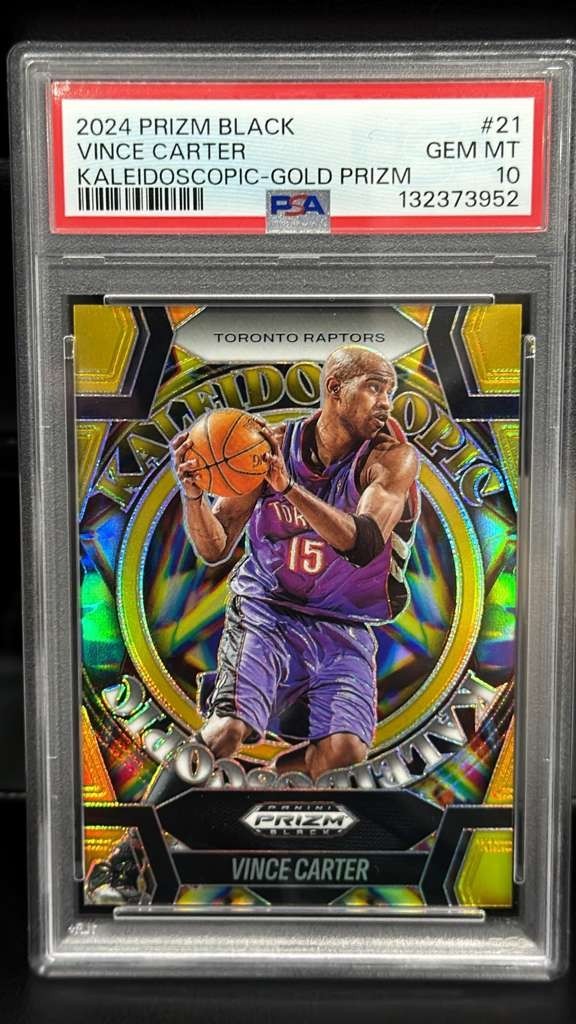 2024 Prizm Black Basketball #21 Vince Carter Kaleidoscopic Gold Prizm /10 PSA 10