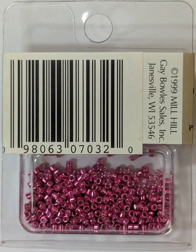Mill Hill MAGNIFICA Beads #10032 Brilliant Fuchsia 2g Pack Discontinued NOS - Picture 2 of 2