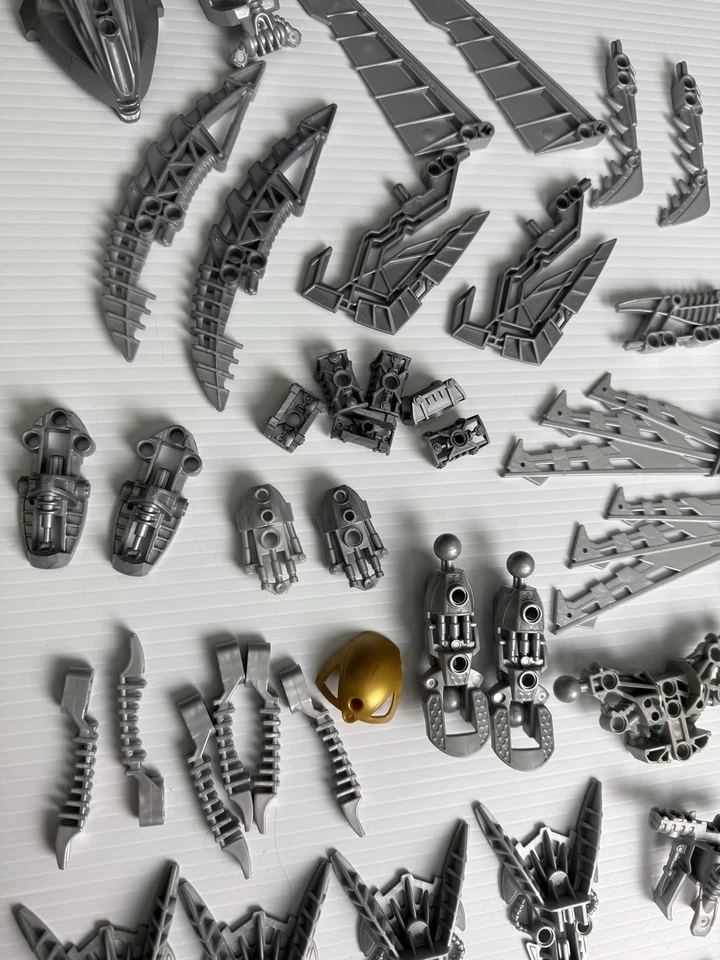 Lego Technic Bionicle Hero Factory armas de plata, rótulas, enchufes, torso Foto 3 de 4