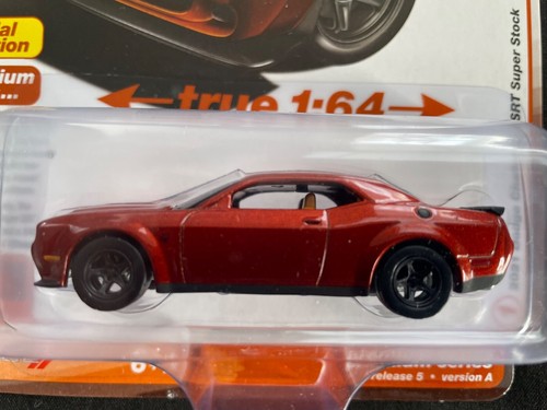 Auto World 2021 Dodge Challenger SRT Super Stock - 1/64 - Sinamon Stick Orange - Picture 4 of 6