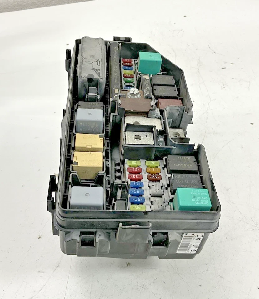 Acura TLX 2015 compartimento del motor caja de fusibles TZ4A011A0 OEM Foto 3 de 4