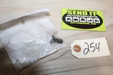 SD8	BRP NOS	Screw-Torx CTSK.FL.HD.M8x20	235482084