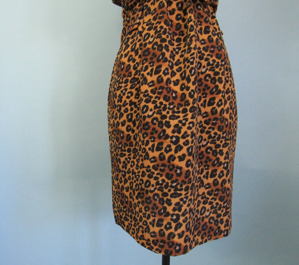 Talla: M VINTAGE Vestido Estampado Leopardo Traje Hasta la Rodilla Sin Mangas-Acolchado Hombro Foto 4 de 4
